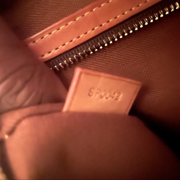 Authentic Louis Vuitton Vintage Briefcase - Picture 11 of 11